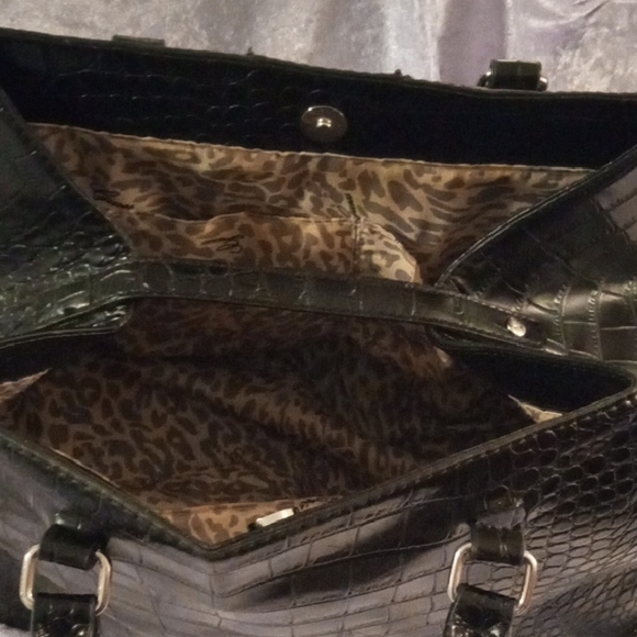 Guess Black Faux Leather Croc Design Structured Tote Bag with Metal Accents - Picture 4 of 14